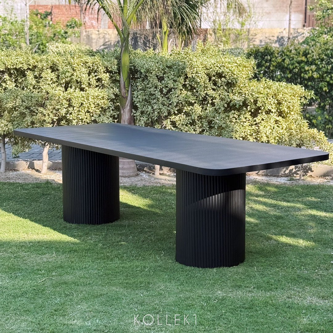 Rufus Dining Table