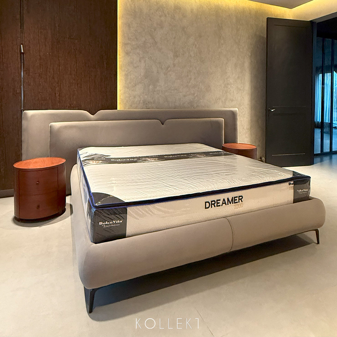 Cornelia Bed
