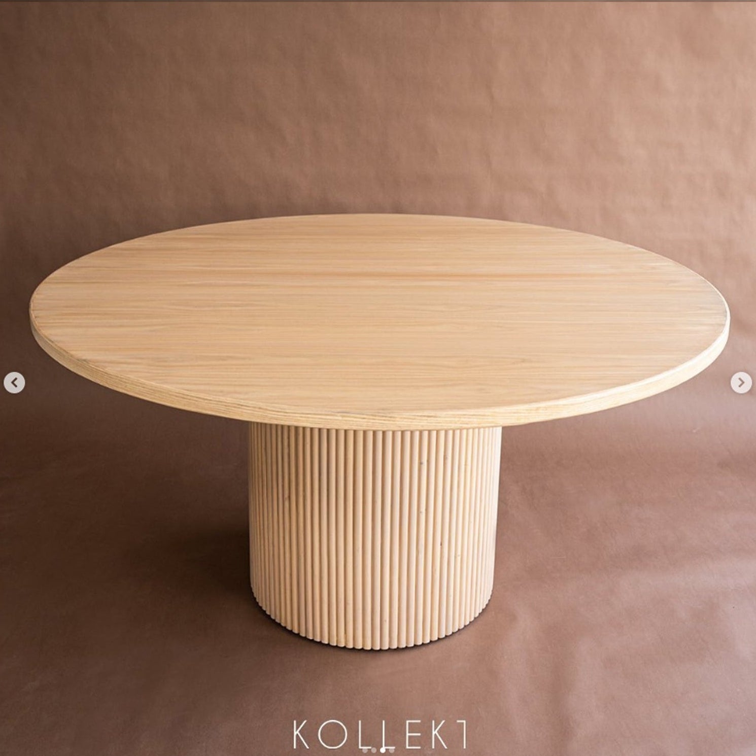 Round Pedestal Dining Table