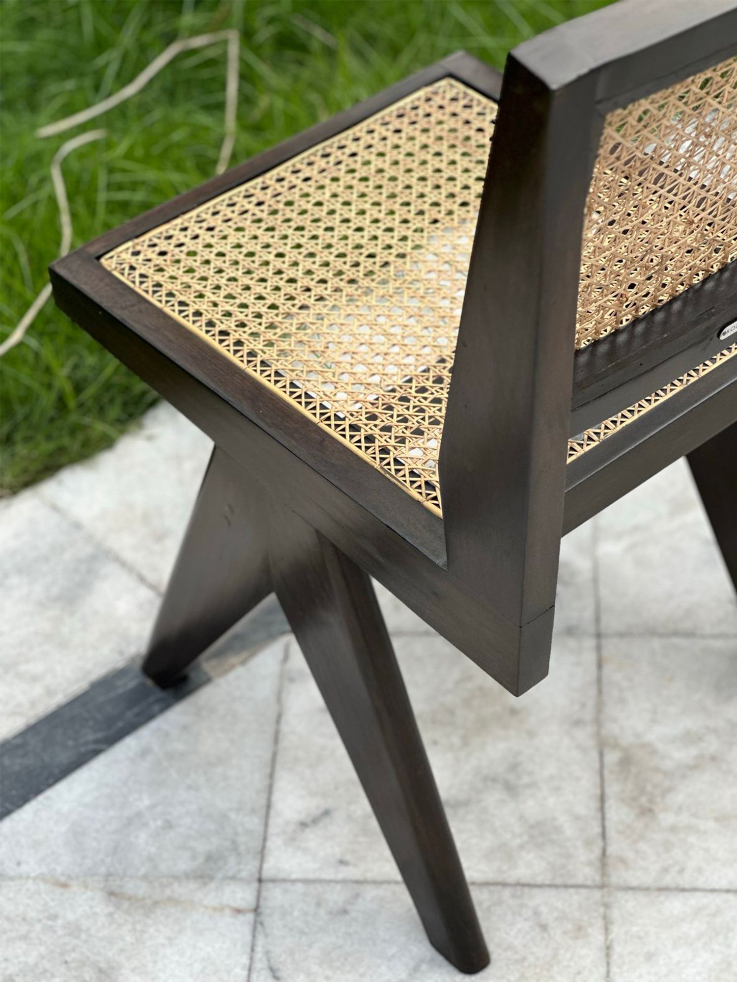 Armless Chandigarh Scissor Chair