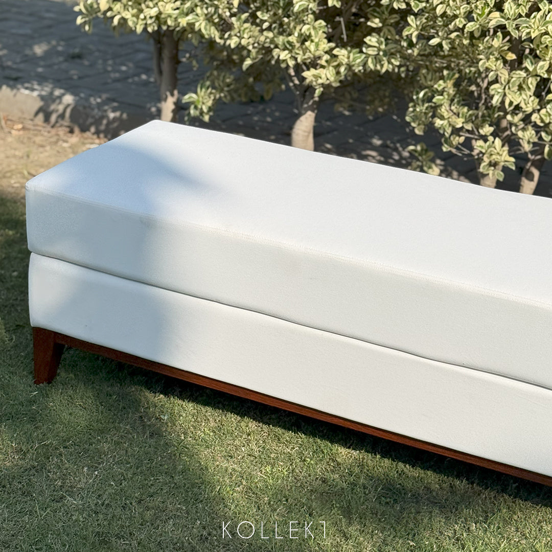 Jenny Ottoman