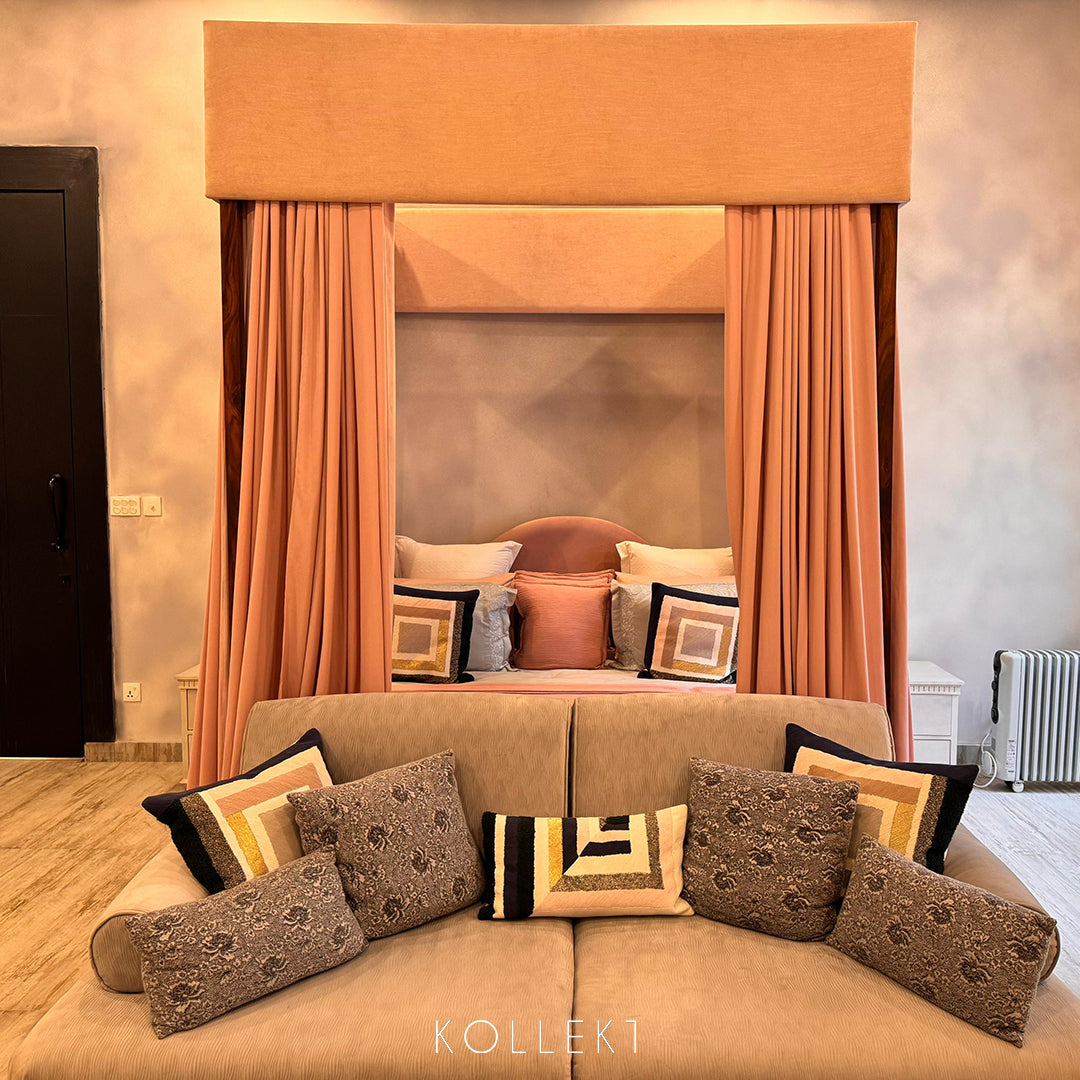 Sophia Canopy Bed