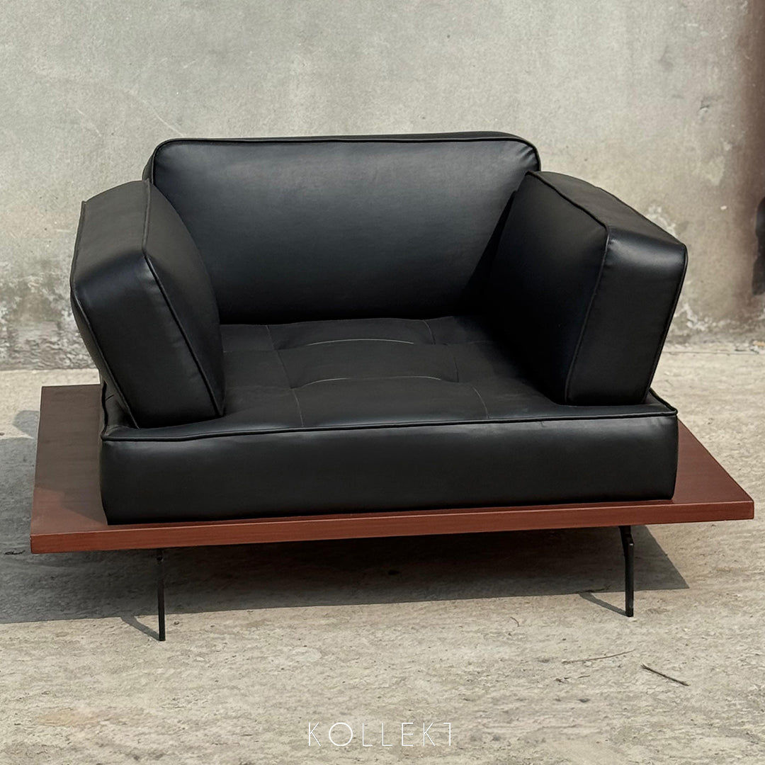 Wayne Leather Lounger