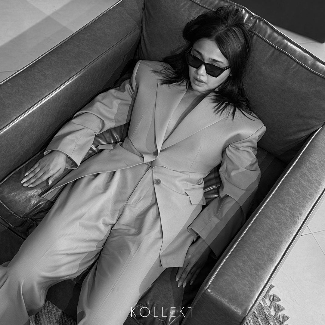 Leather lounger