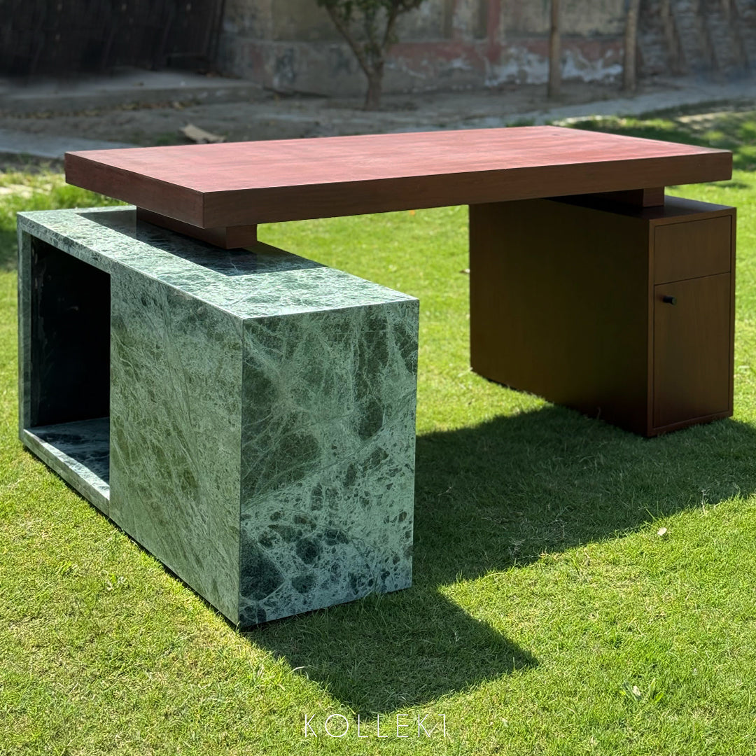 Nicole Study Desk