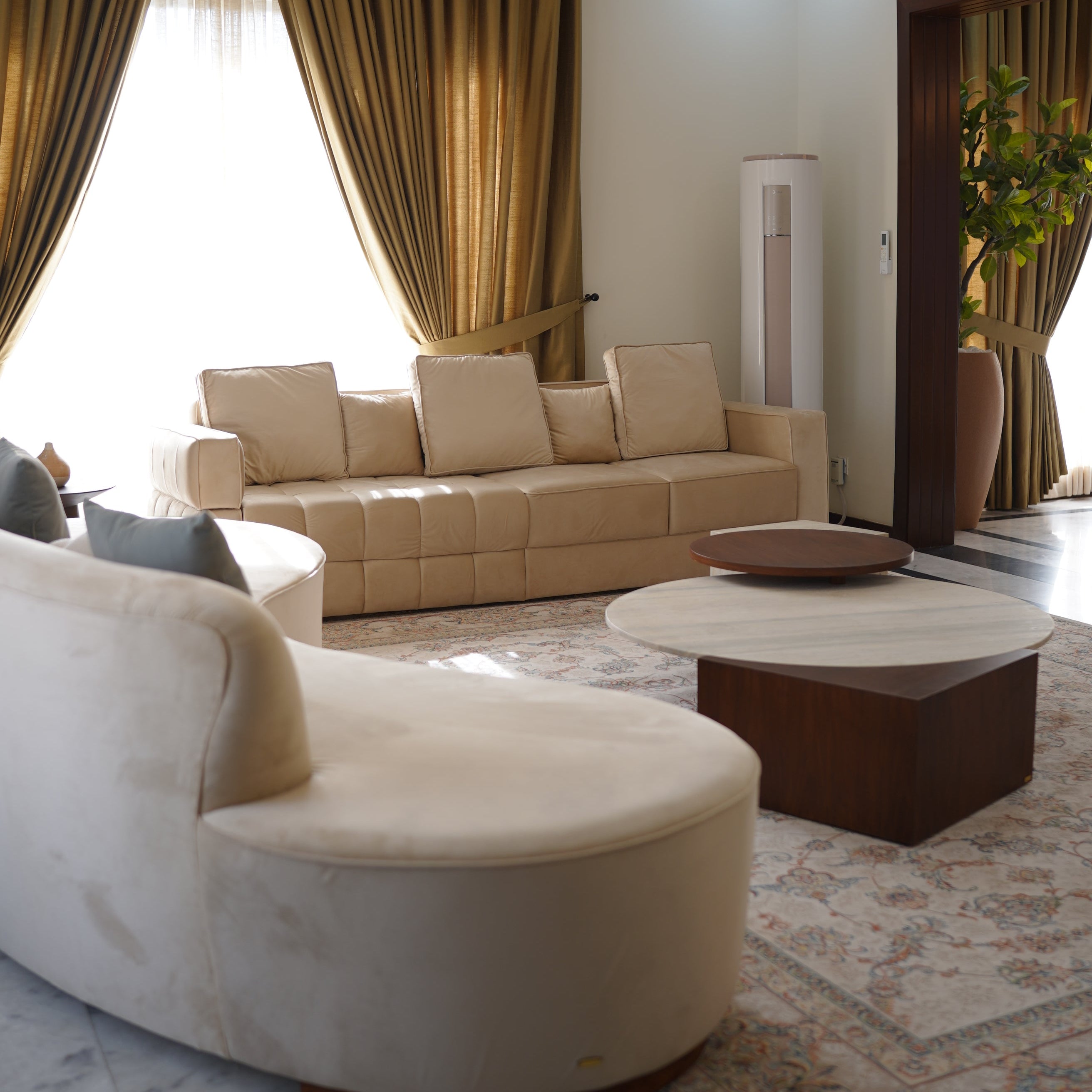 Tokyo Sofa