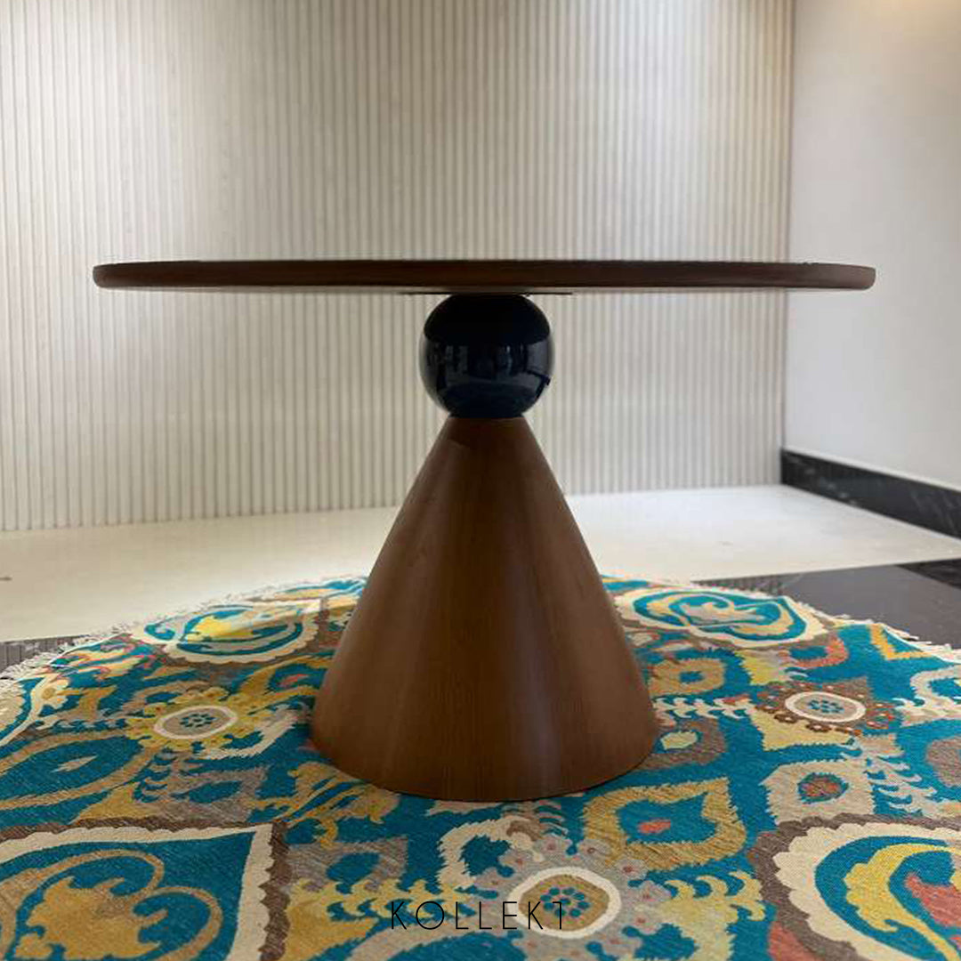 Monumental Round Table