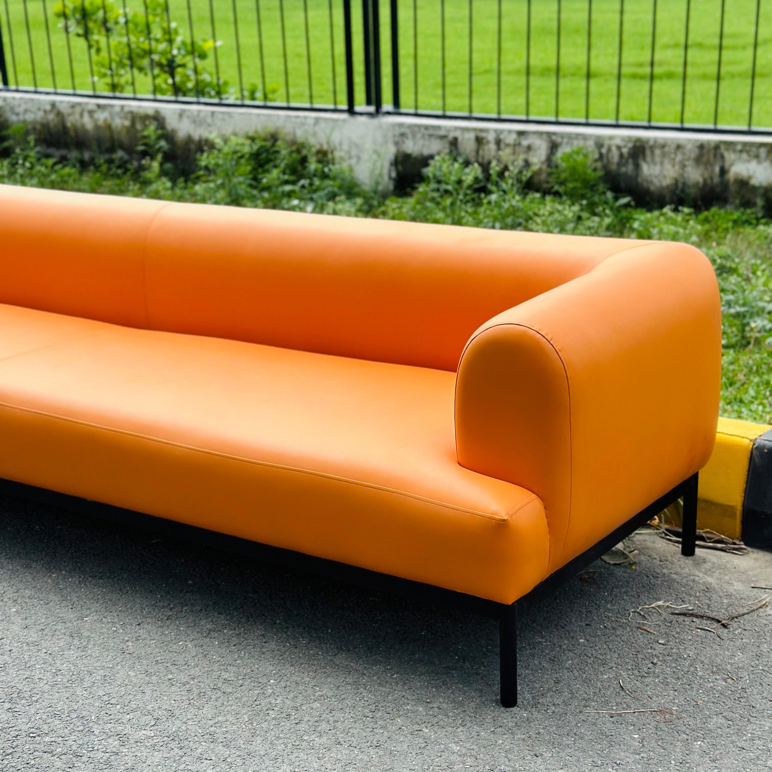 Road Blocker Sofa