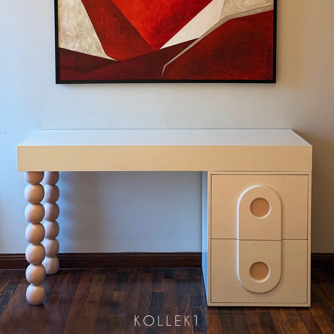 Dot Study Desk
