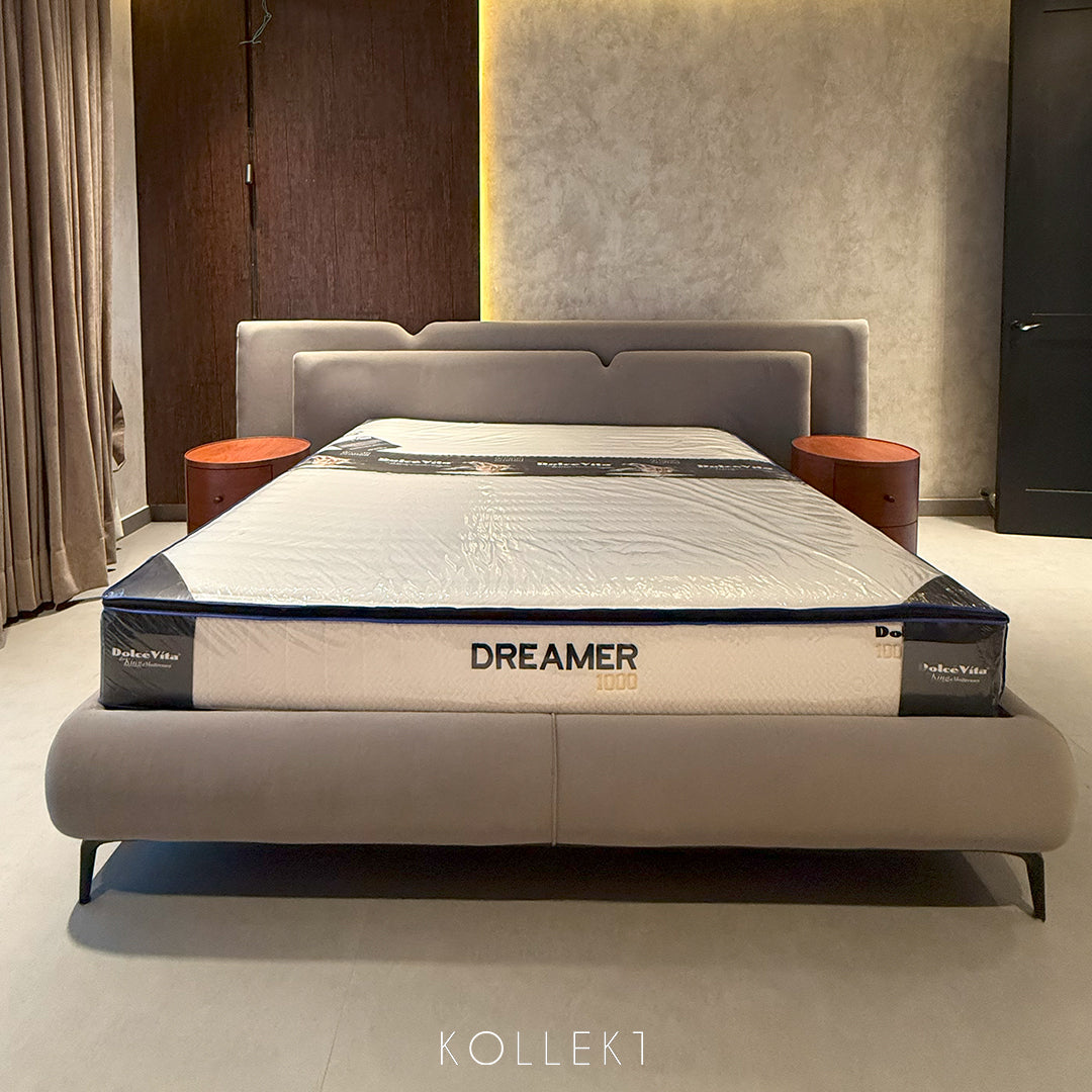 Cornelia Bed