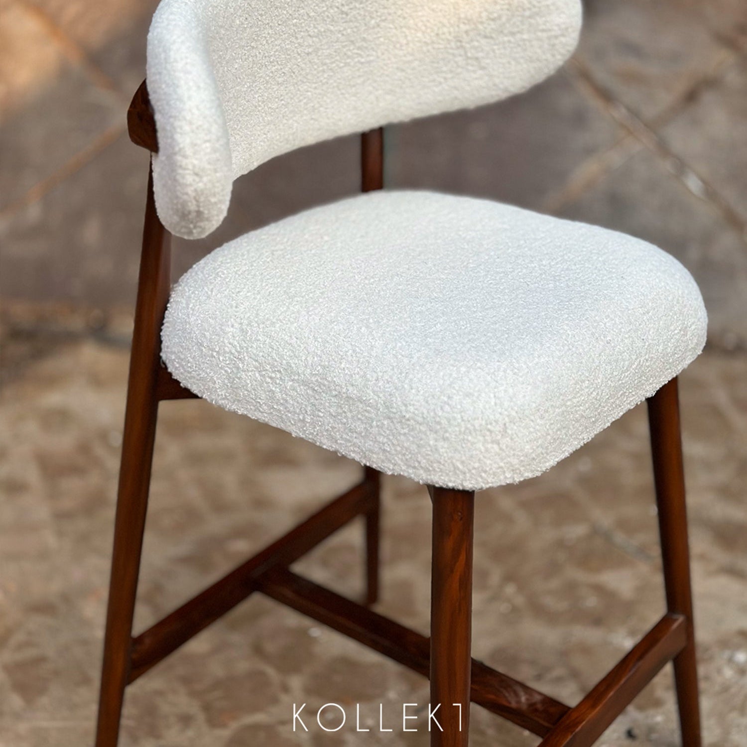 Zuma Barstool