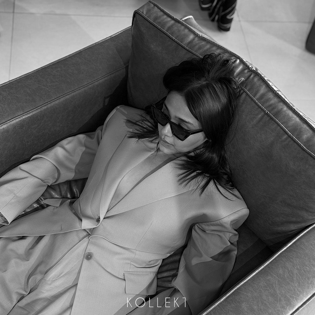 Leather lounger